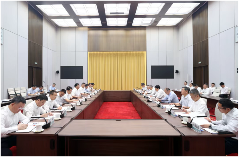 國家電網(wǎng)董事長(zhǎng)張智剛董事長(zhǎng)與中國鐵建董事長(zhǎng)戴和根舉行會(huì)談